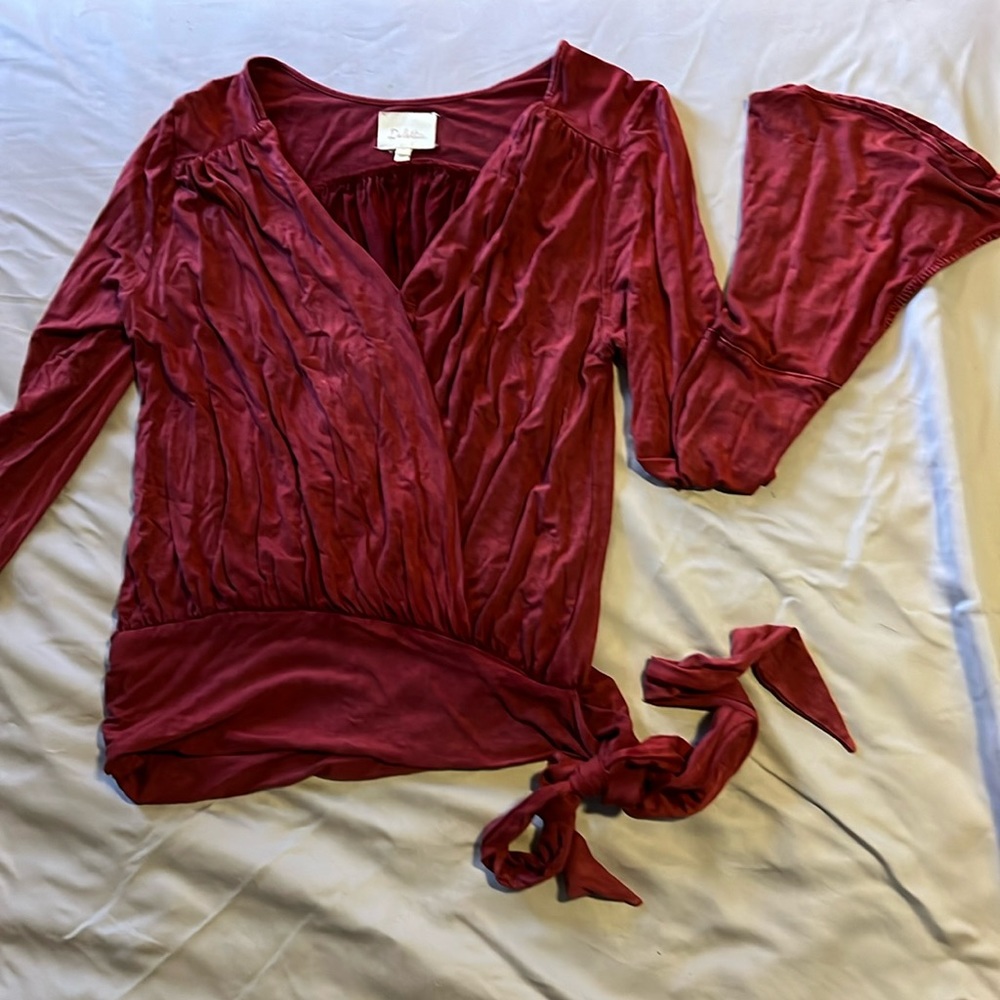 Deletta flared sleeve shirt with tie waist